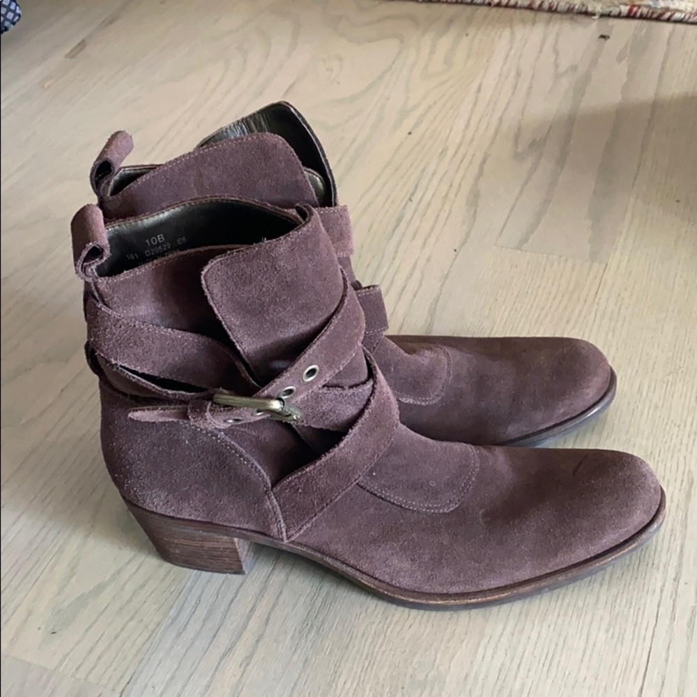 Cole Haan G Series Brown Suede Buckle Boots SZ 10B - Picture 2 of 7